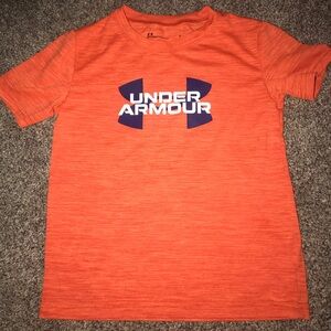 Under armour dri fit boys sz 5